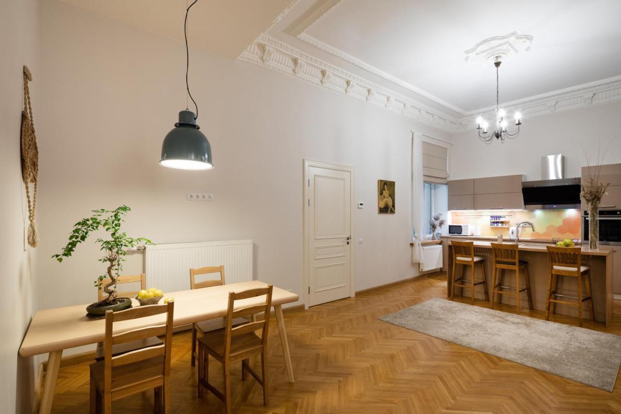 Old Riga Modern And Spacious 2 Bedroom Apartment Luaran gambar