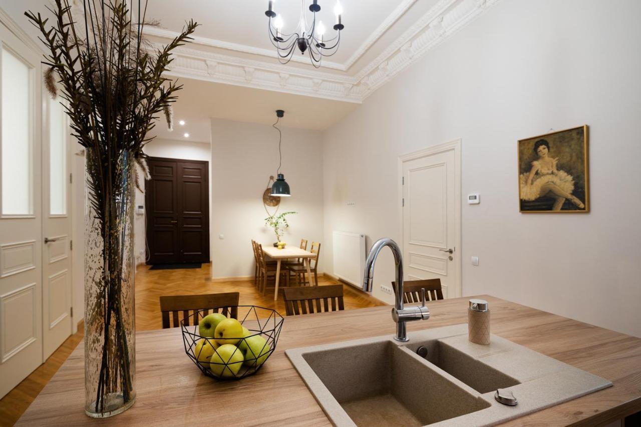 Old Riga Modern And Spacious 2 Bedroom Apartment Luaran gambar