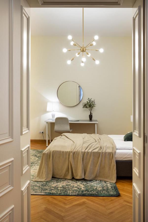 Old Riga Modern And Spacious 2 Bedroom Apartment Luaran gambar