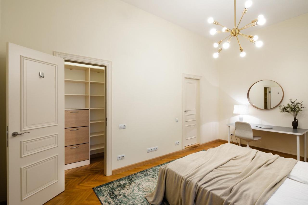 Old Riga Modern And Spacious 2 Bedroom Apartment Luaran gambar