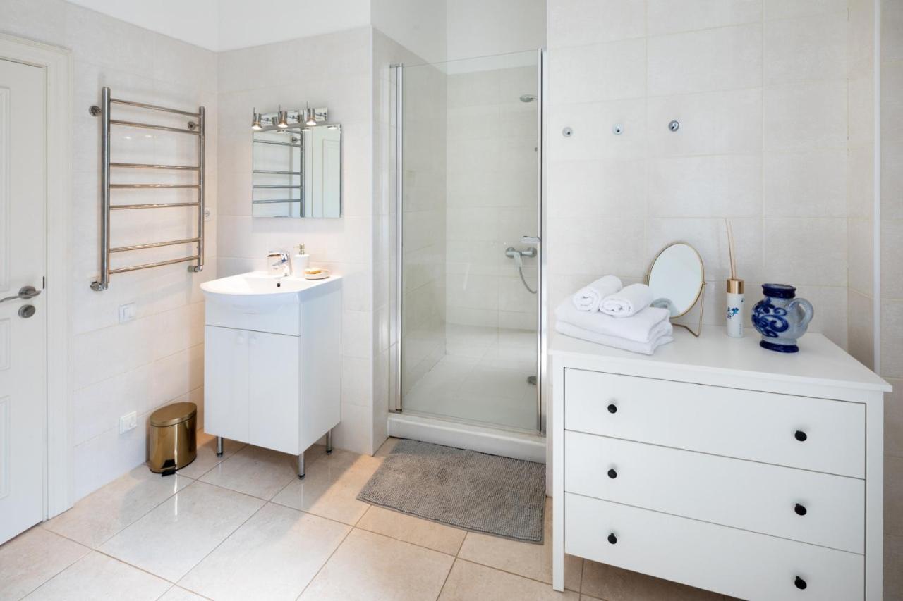 Old Riga Modern And Spacious 2 Bedroom Apartment Luaran gambar